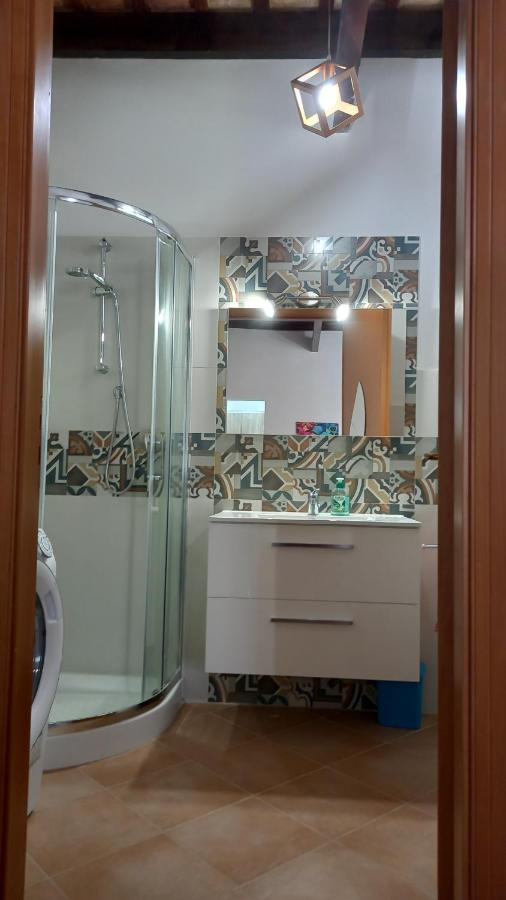 Oltre: Monolocale Con Terrazzo Privato Al Piano Apartment Trapani Luaran gambar