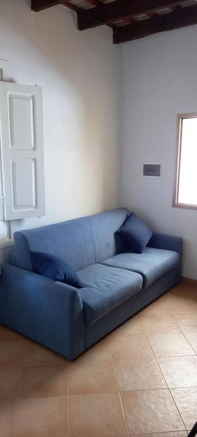 Oltre: Monolocale Con Terrazzo Privato Al Piano Apartment Trapani Luaran gambar
